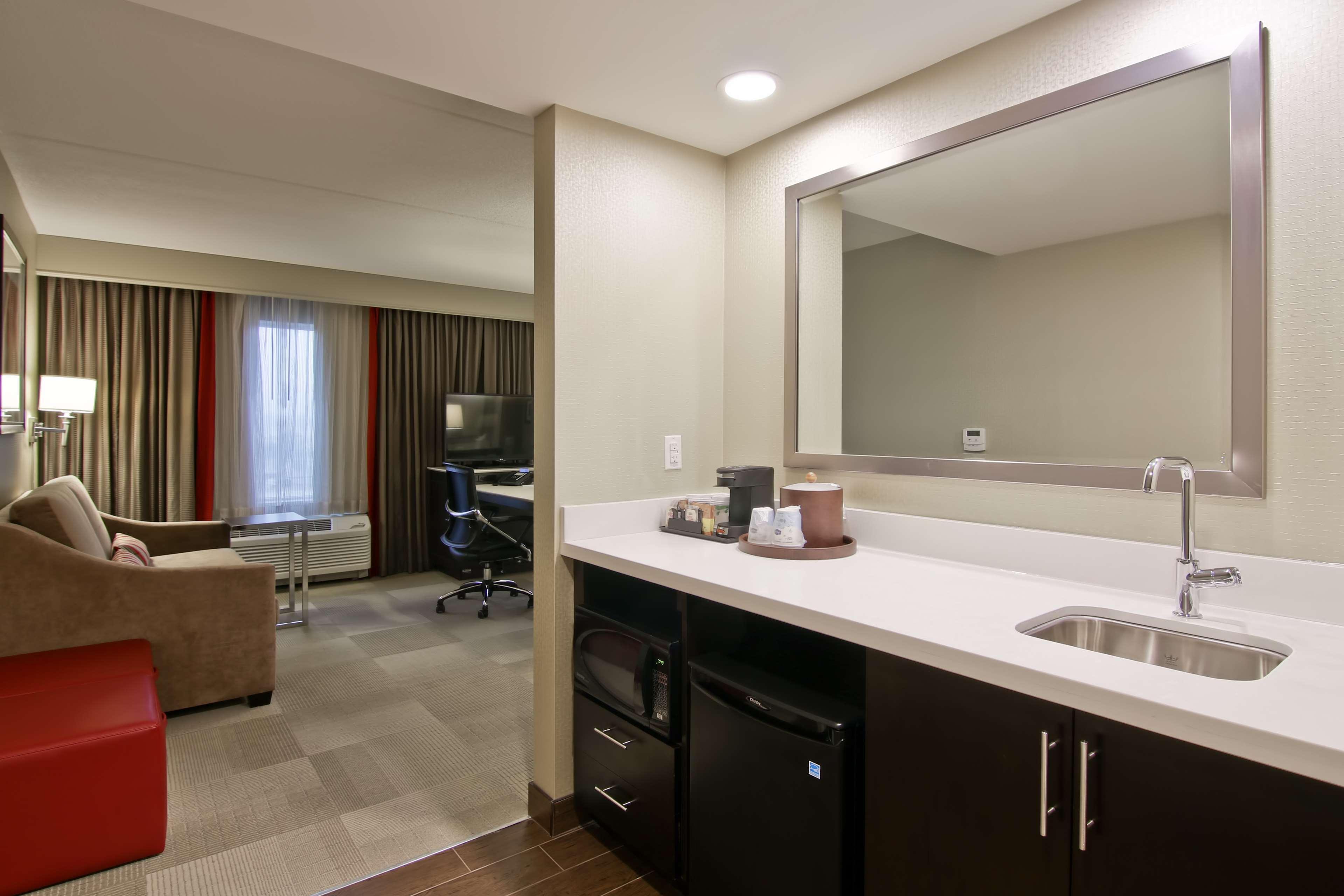 Hampton Inn & Suites By Hilton Toronto Маркем Экстерьер фото