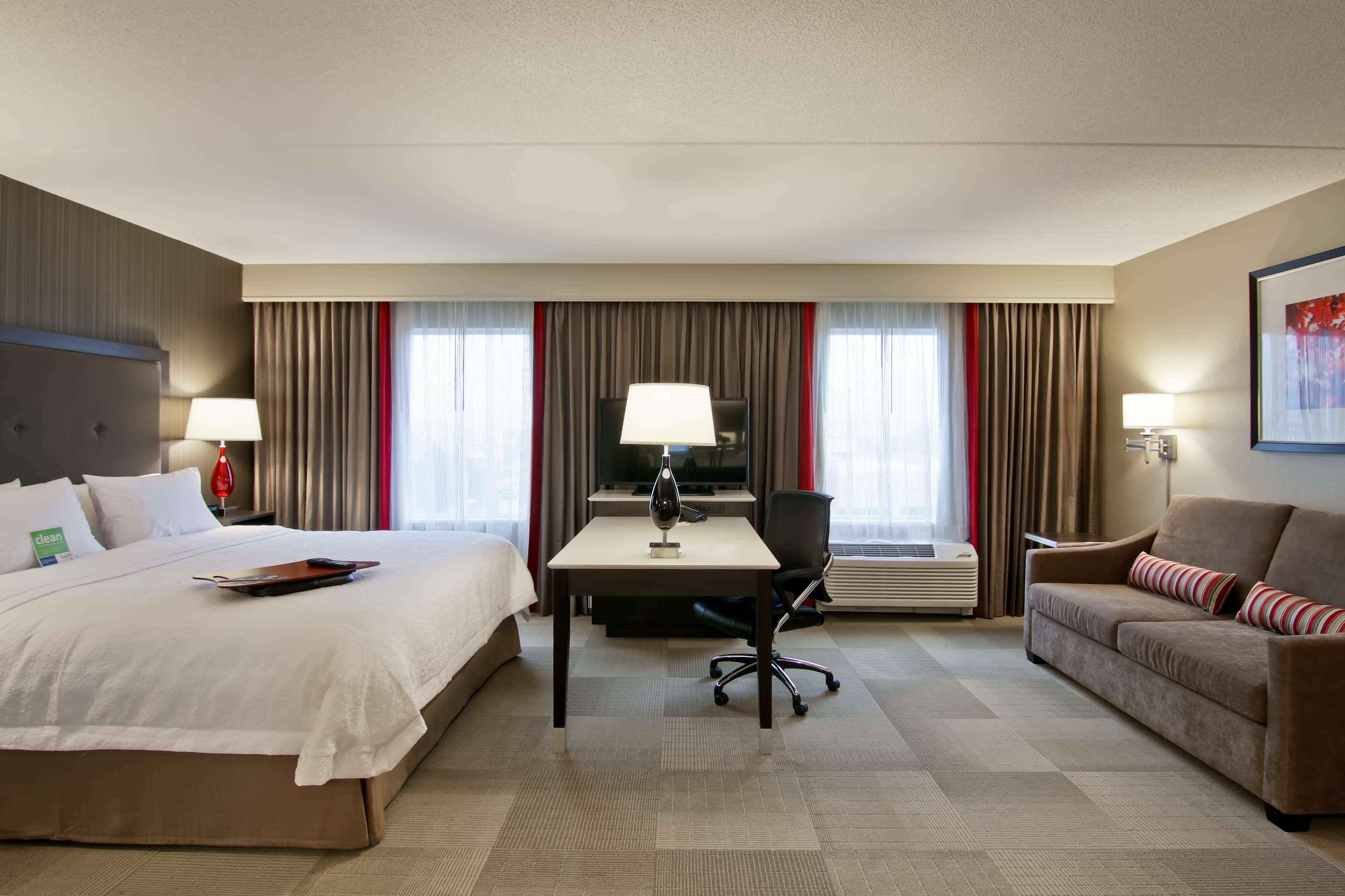Hampton Inn & Suites By Hilton Toronto Маркем Экстерьер фото