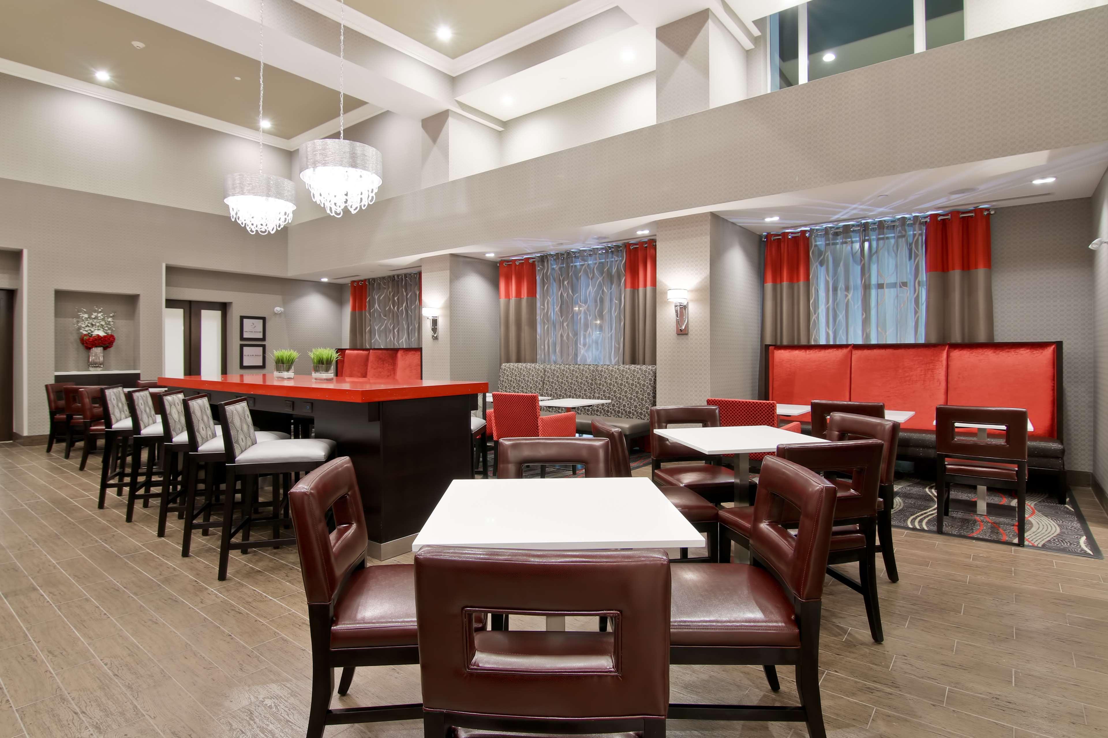 Hampton Inn & Suites By Hilton Toronto Маркем Экстерьер фото