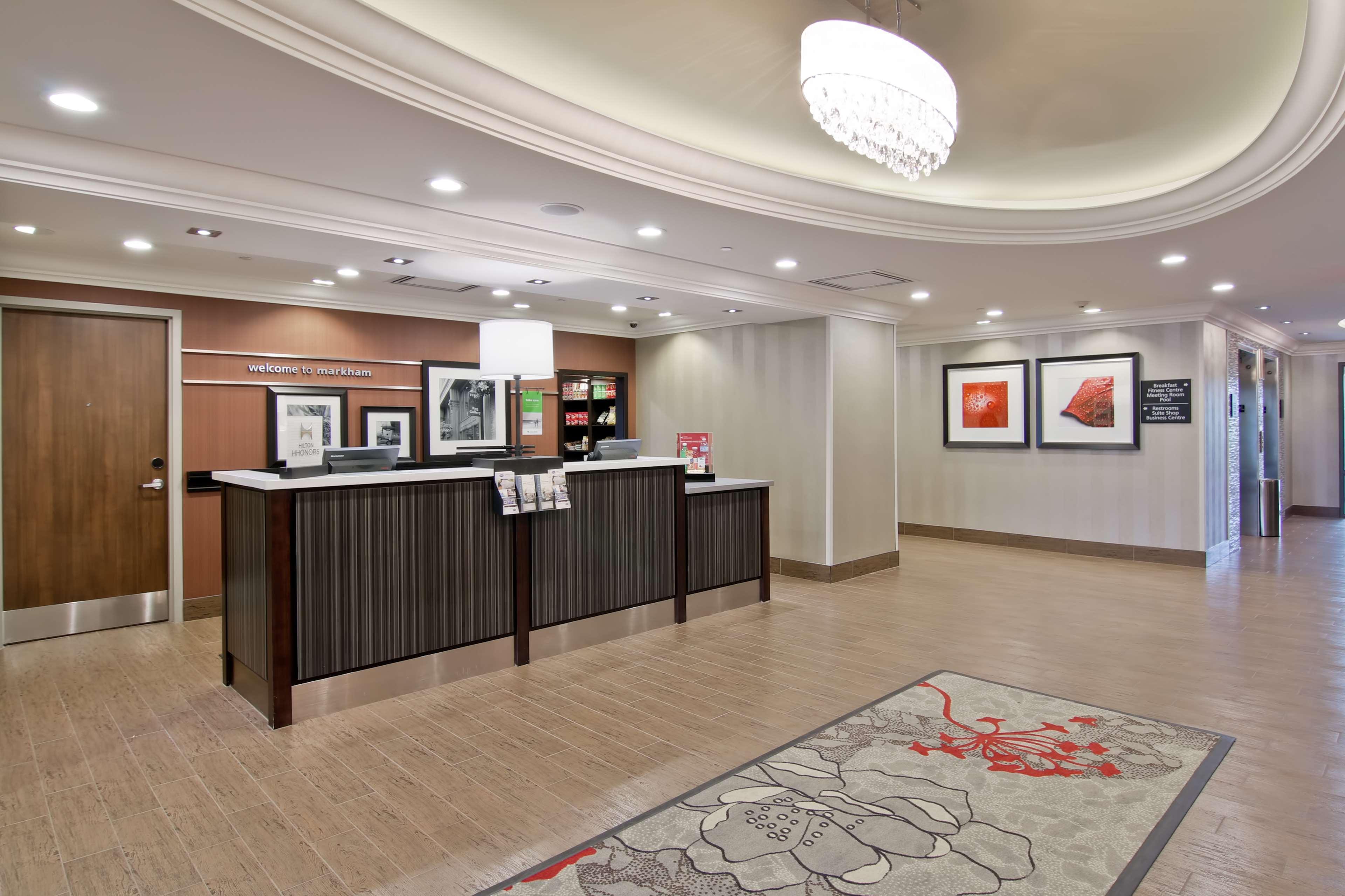 Hampton Inn & Suites By Hilton Toronto Маркем Экстерьер фото
