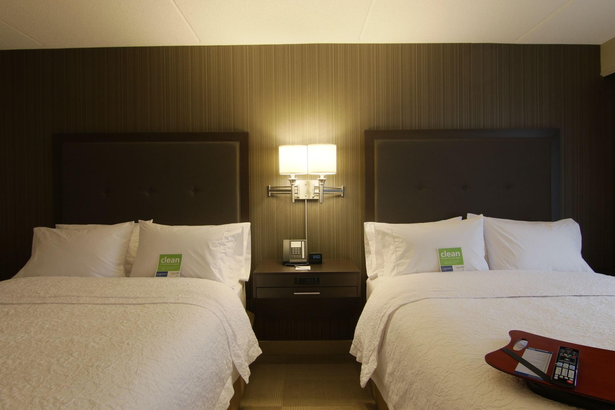 Hampton Inn & Suites By Hilton Toronto Маркем Экстерьер фото