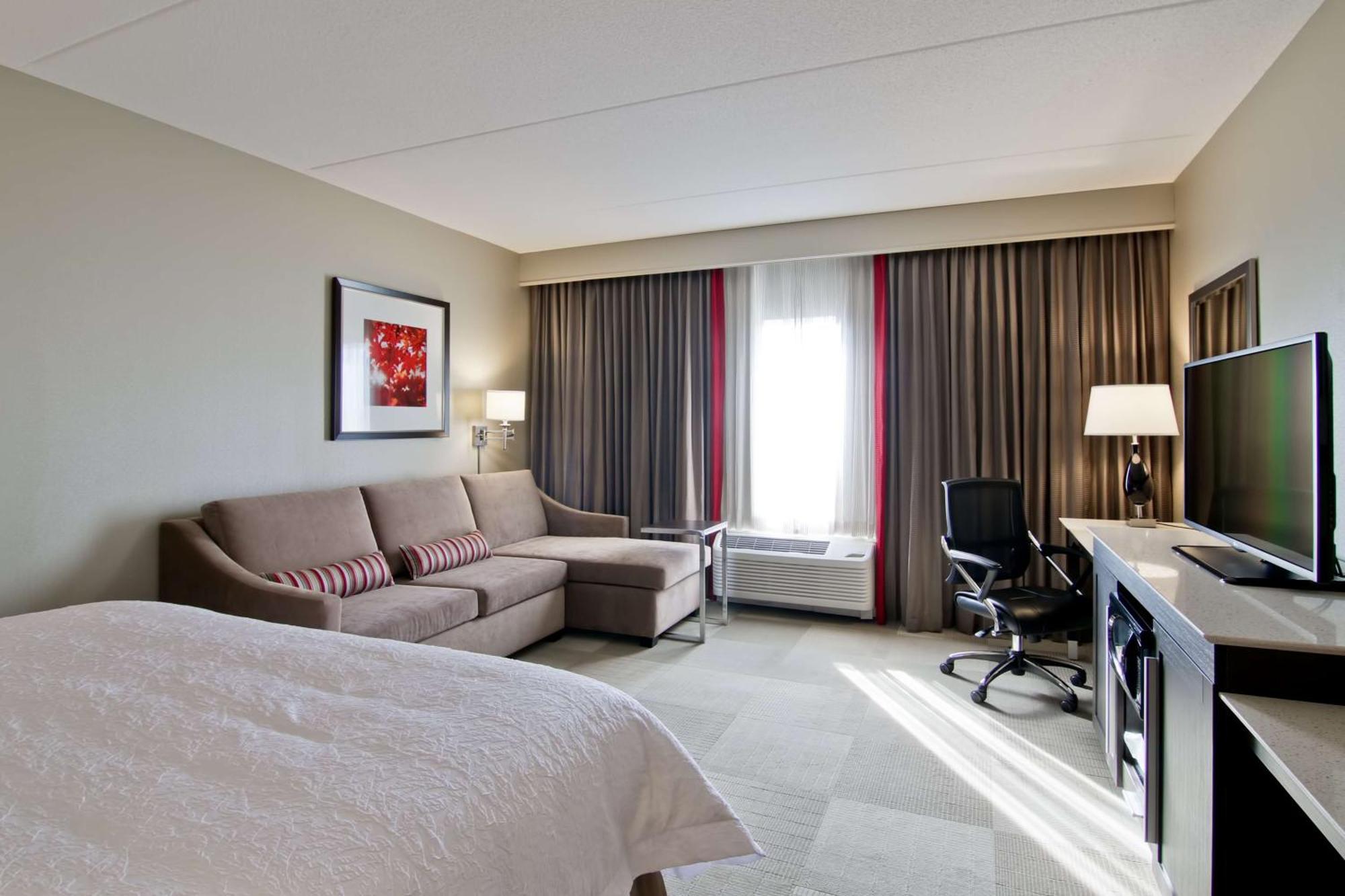 Hampton Inn & Suites By Hilton Toronto Маркем Экстерьер фото